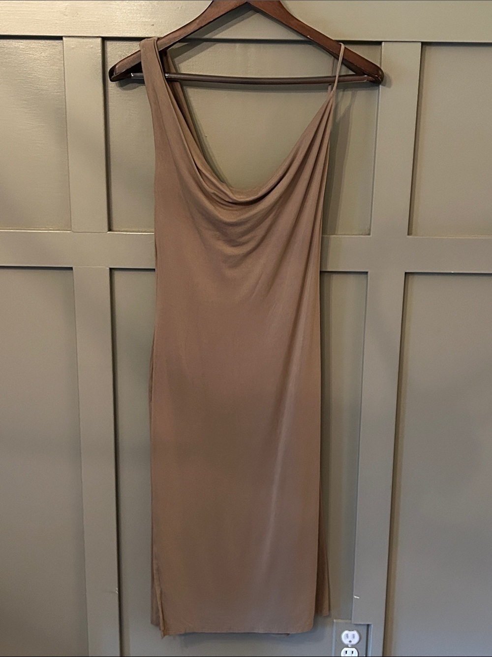 Lulus My Best Side Olive Green Asymmetrical Cowl Neck Midi Dress Size Medium